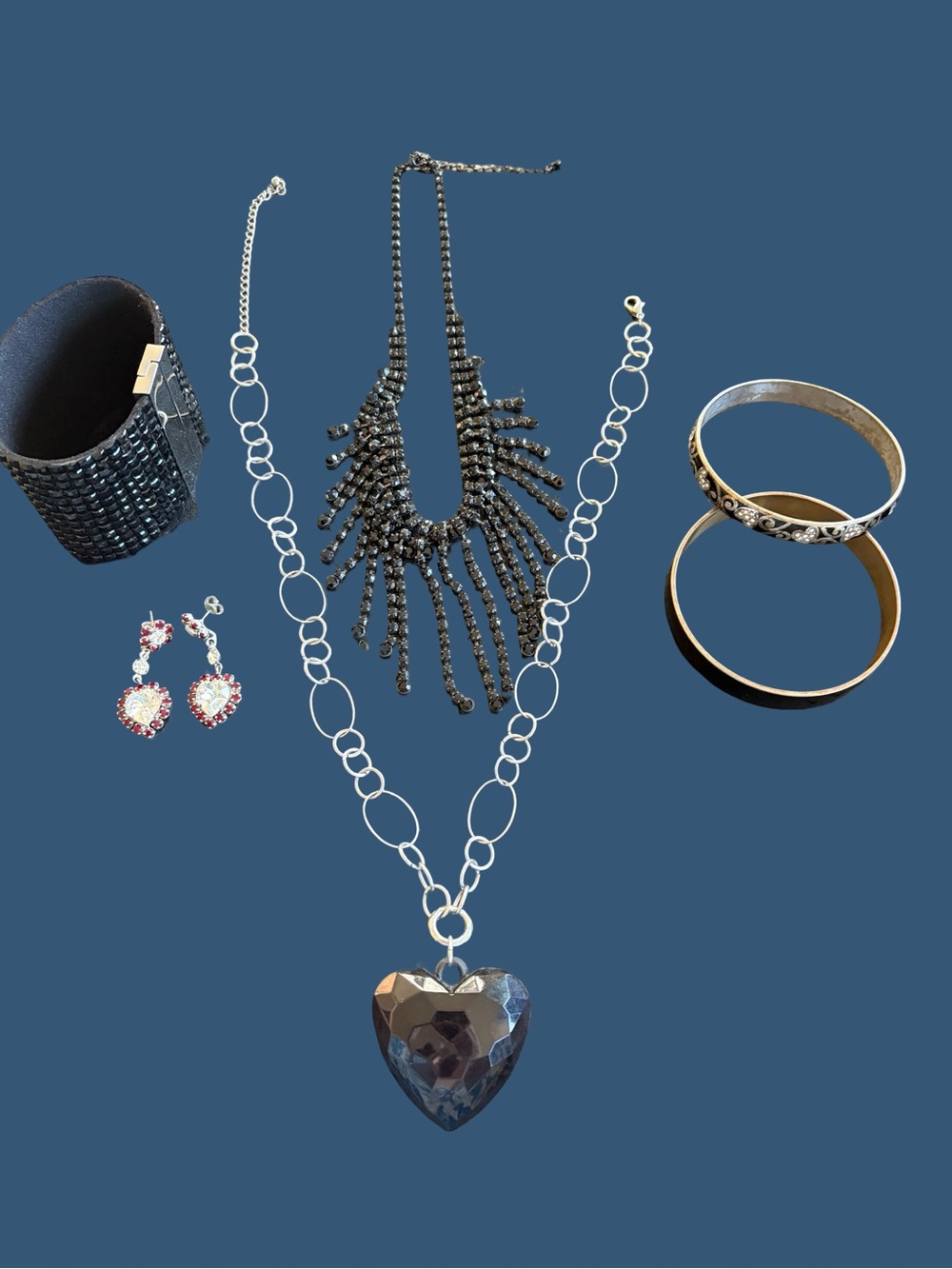 Women's Black Heart Pendant Necklace with Assorted Jewelry